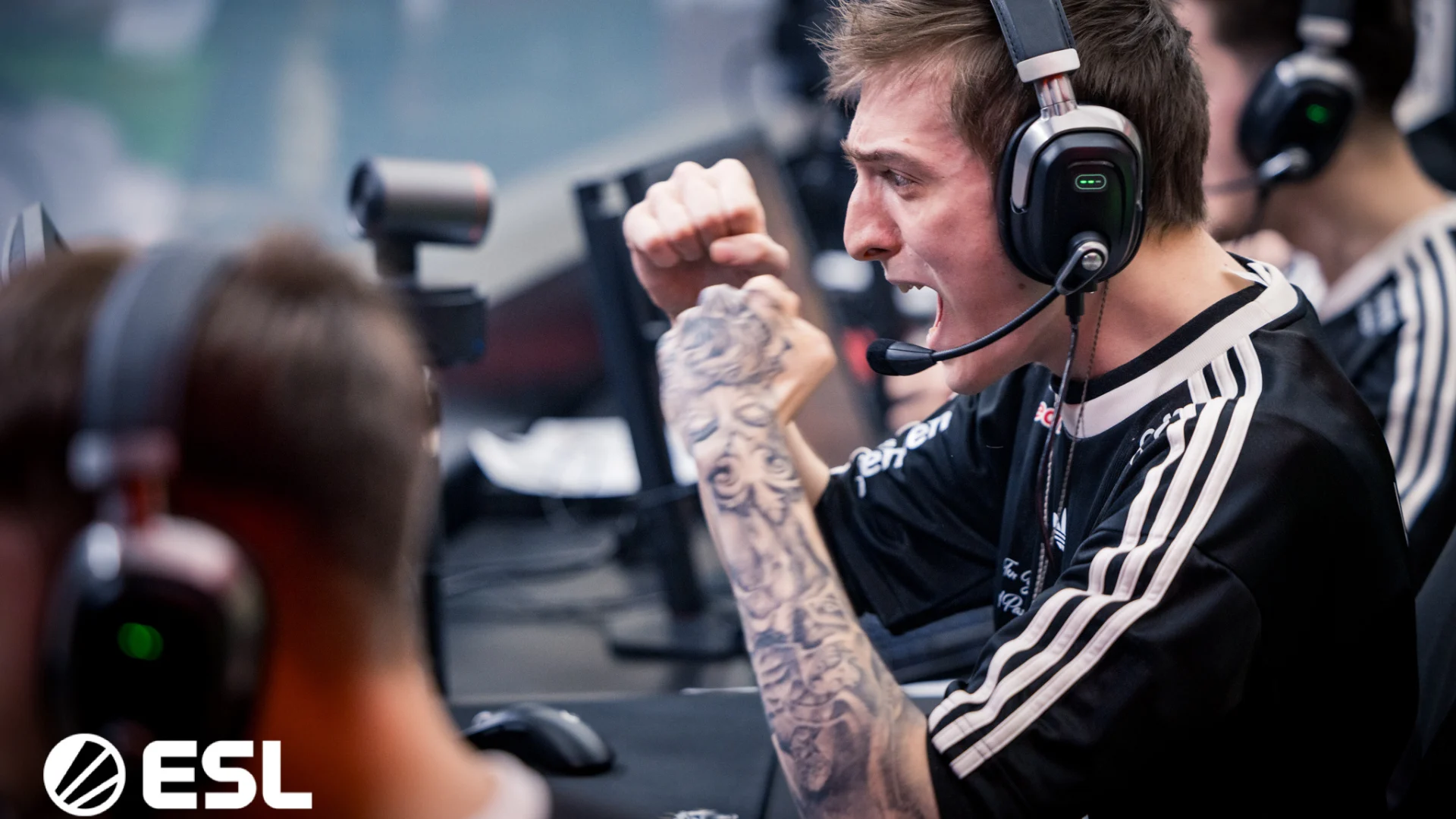 FUT vs MOUZ EPL Season 23: FUT Eliminates MOUZ in Playoff Series